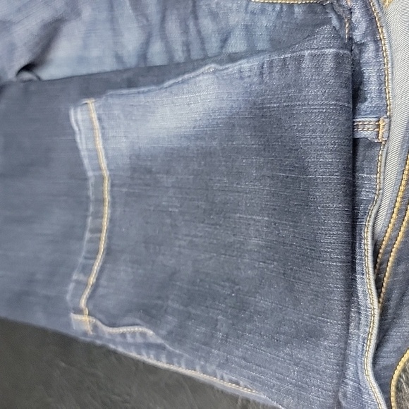 Torrid button and zipper fly jeans size 18R Elastic waist. - Picture 10 of 13